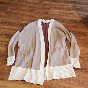 Elegant Beige and Cream Open Cardigan